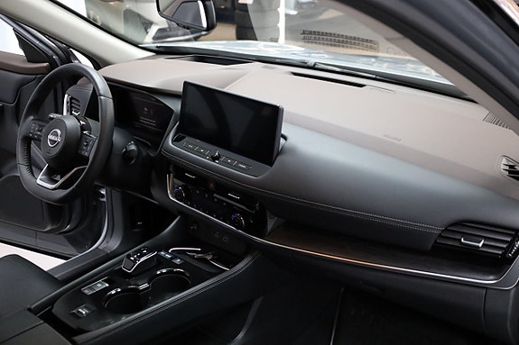 Nissan X-Trail 17 of 25