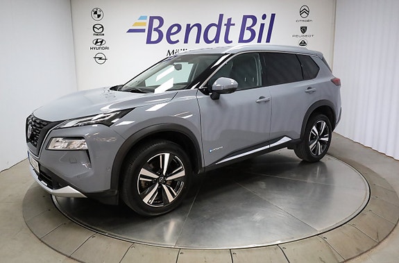 Nissan X-Trail 3 of 5