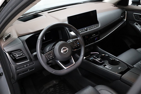 Nissan X-Trail 7 of 25