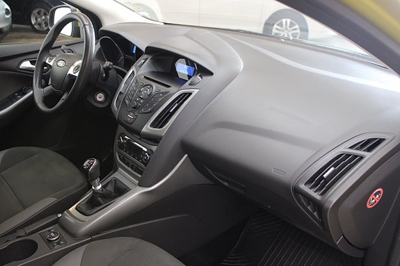 Ford Focus 11 of 12