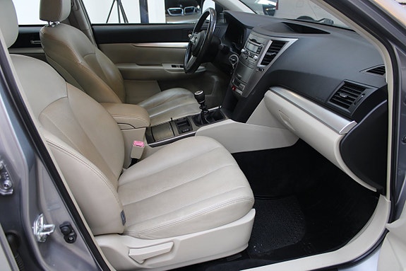 Subaru Outback 8 of 11