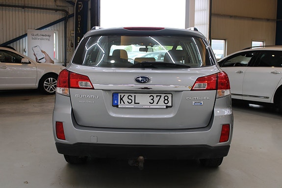 Subaru Outback 5 of 5