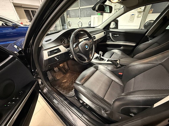 BMW 320d 8 of 12