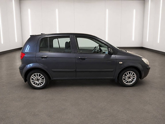 Hyundai Getz 2 of 6