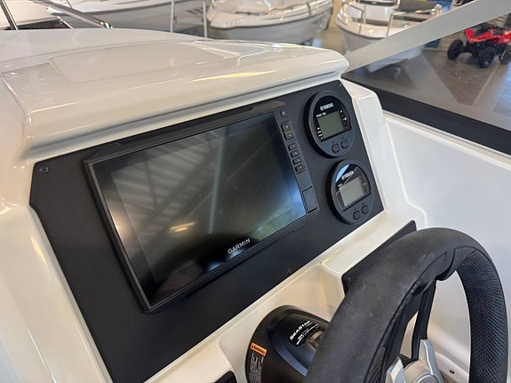 Finnmaster T6 -24 Yamaha F150XC -26 5 of 12