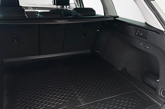Volkswagen Passat Alltrack 22 of 23