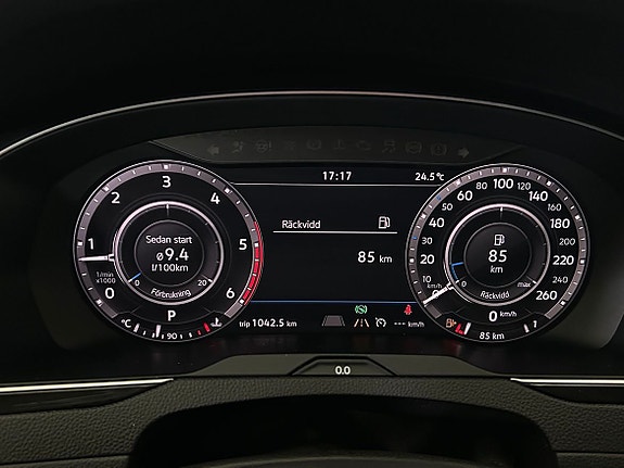 Volkswagen Passat Alltrack 9 of 23