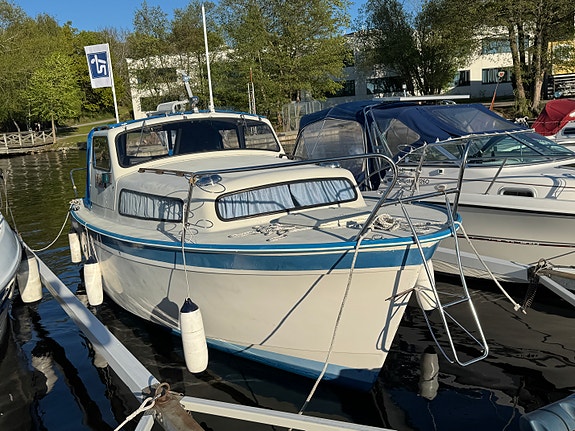 Albin 25 de Lux säljes med båtplats i Stockholm - 70 000kr. 4 of 5