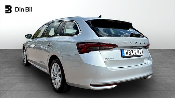 Skoda Octavia 3 of 5