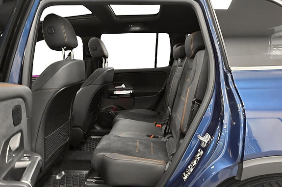 Mercedes-Benz GLB220 d 10 of 30