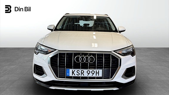 Audi Q3 4 of 5