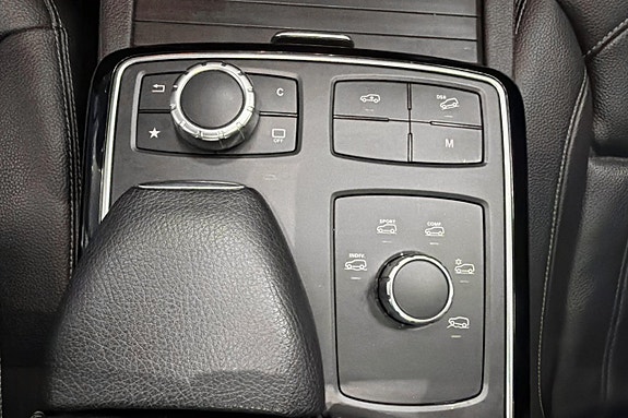 Mercedes-Benz GLS350 d 13 of 22
