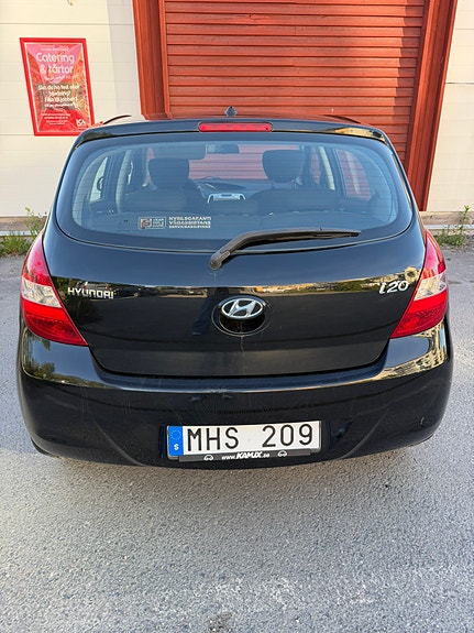 Hyundai i20 4 of 5