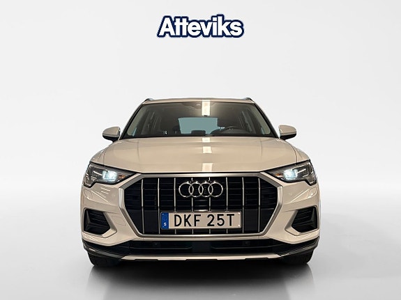 Audi Q3 8 of 15