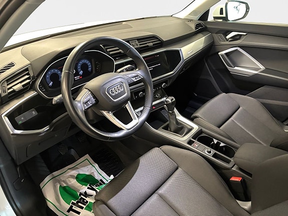 Audi Q3 9 of 15
