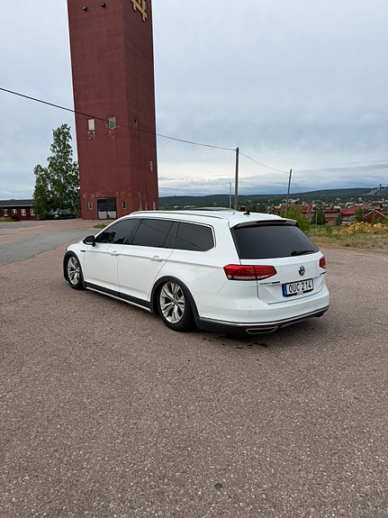 Volkswagen Passat Alltrack 5 of 5