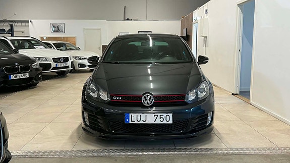 Volkswagen Golf I 2 of 22