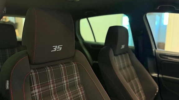 Volkswagen Golf I 14 of 22