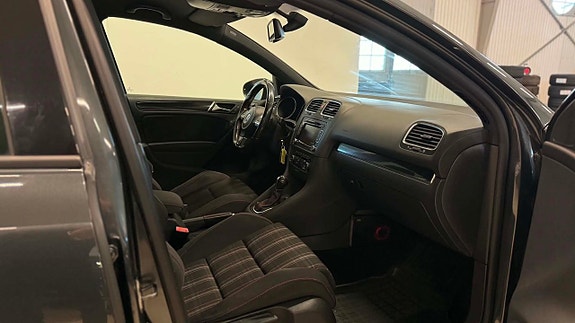 Volkswagen Golf I 21 of 22