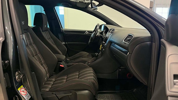 Volkswagen Golf I 9 of 22