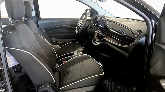 Fiat 500e 3 of 5