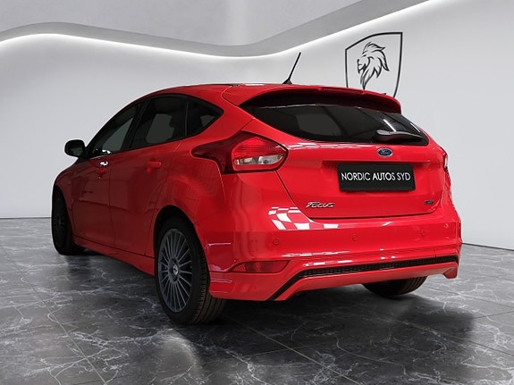 Ford Focus 4 of 22