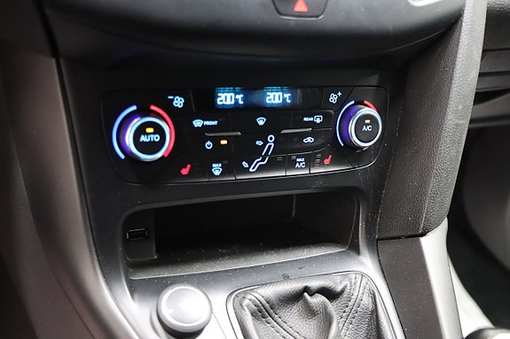 Ford Focus 16 of 22