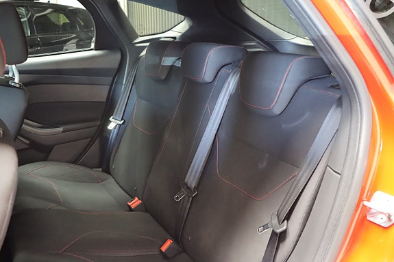 Ford Focus 14 of 22