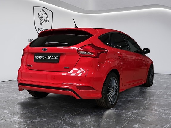 Ford Focus 6 of 22