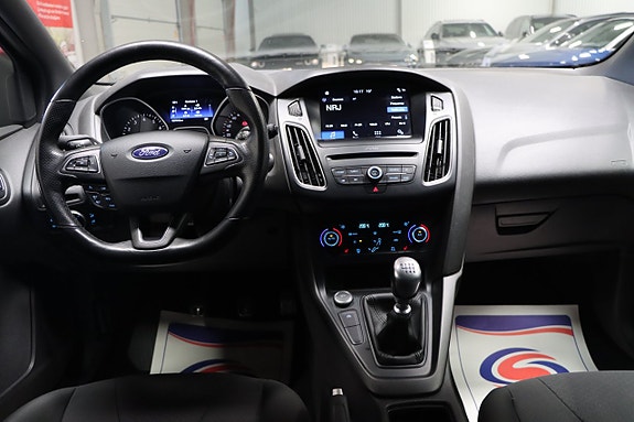Ford Focus 11 of 22