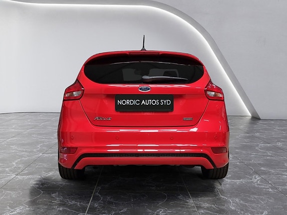 Ford Focus 5 of 22
