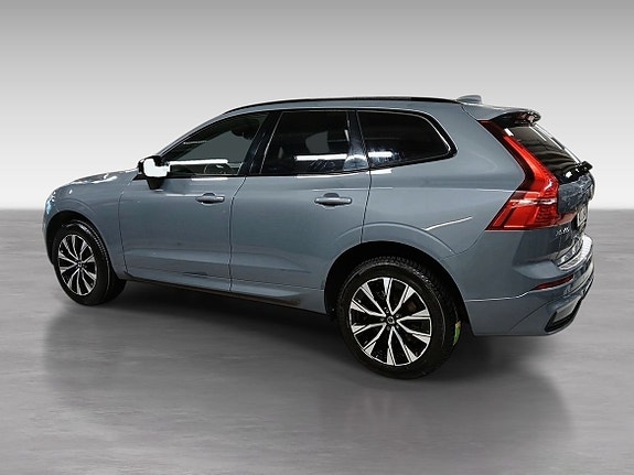 Volvo XC60 3 of 13