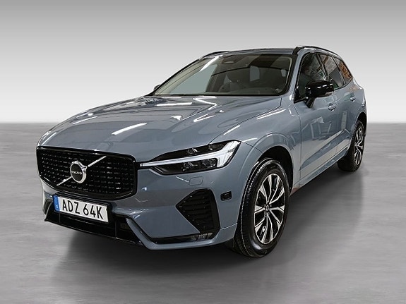 Volvo XC60 2 of 13