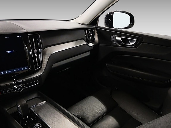 Volvo XC60 12 of 13