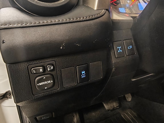 Toyota RAV4 15 of 17