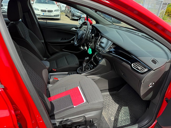 Opel Astra 6 of 6
