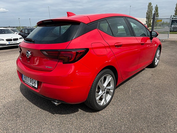 Opel Astra 3 of 5