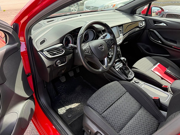 Opel Astra 4 of 5