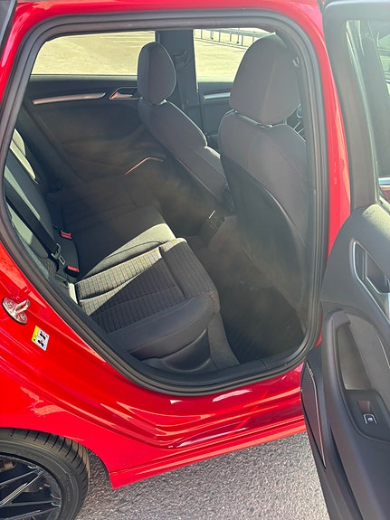 Audi A3 8 of 12