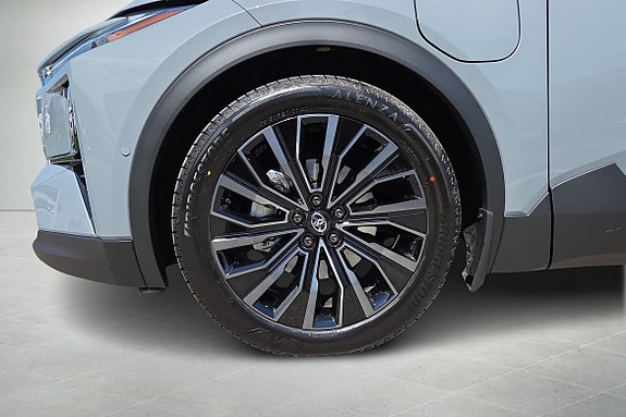Toyota C-HR 15 of 20