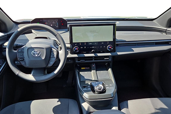Toyota C-HR 8 of 20