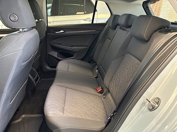 Volkswagen Golf I 9 of 10