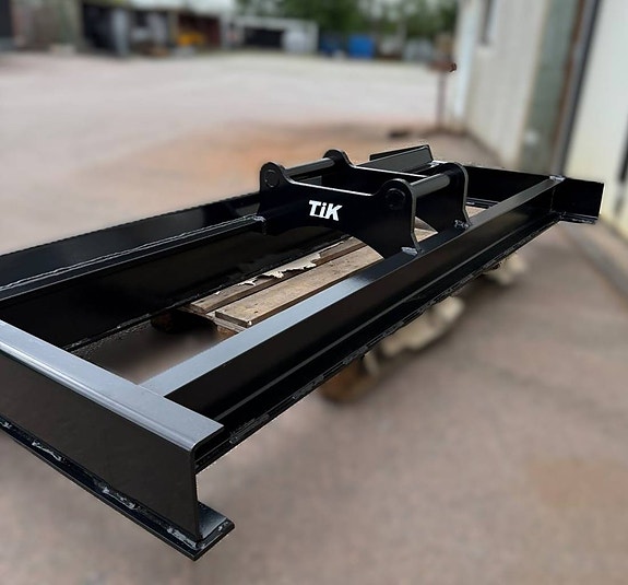THORÉNS I KIL. PLANERINGSBALKAR MED MATERIALFACK FRI LEV 4 of 4