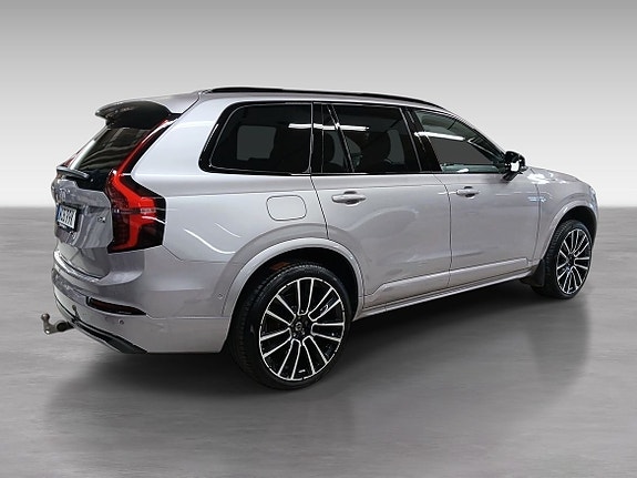 Volvo XC90 6 of 15