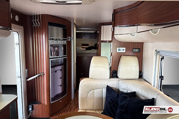 Hymer S800 Campervan Mercedes-Benz generation 906 3.0 V6 CDI 7 of 17