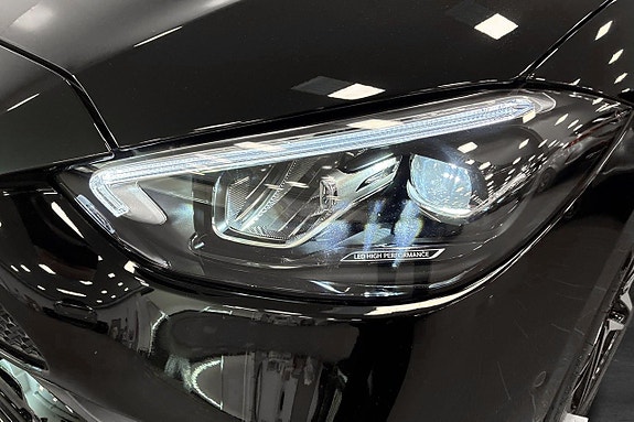 Mercedes-Benz C300 de 27 of 28