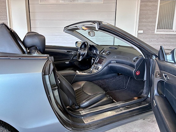 Mercedes-Benz SL350 11 of 12