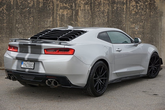 Chevrolet Camaro 10 of 30
