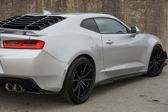 Chevrolet Camaro 11 of 30