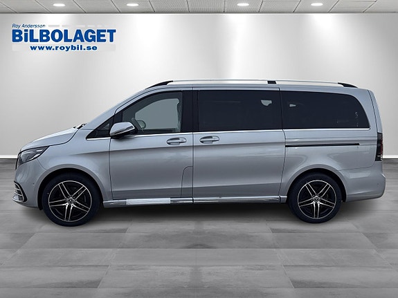 Mercedes-Benz V300 d 3 of 5